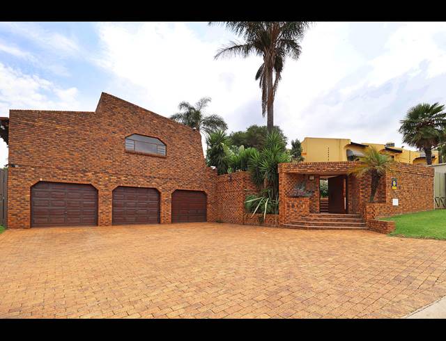 3 BEDROOM HOUSE FOR SALE IN BRUMA